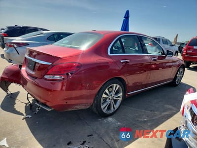 Trzecie zdjęcie samochodu z tyłu: 2017 MERCEDES-BENZ C 300 VIN:55SWF4JB6HU228788 - miniatura