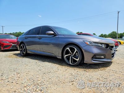 Czwarte zdjęcie samochodu z boku: 2019 HONDA ACCORD SPORT VIN:1HGCV1F38KA091250 - miniatura