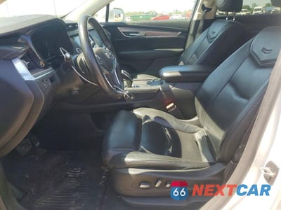 Zdjęcie 7 z 13 samochodu: 2018 CADILLAC XT5 LUXURY VIN:1GYKNCRS4JZ201343 - miniatura