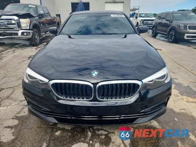 Piąte zdjęcie samochodu w środku: 2017 BMW 530 I VIN:WBAJA5C35HG897854 - miniatura