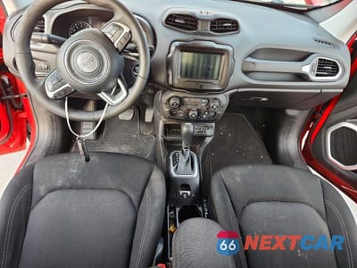 Zdjęcie 8 z 12 samochodu: 2021 JEEP RENEGADE SPORT VIN:ZACNJCAB1MPM52363 - miniatura