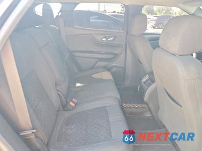 Zdjęcie 11 z 13 samochodu: 2021 CHEVROLET BLAZER 2LT VIN:3GNKBCR42MS553989 - miniatura