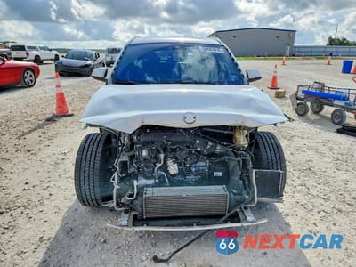 Piąte zdjęcie samochodu w środku: 2021 BMW X1 SDRIVE28I VIN:WBXJG7C01M5S08629 - miniatura