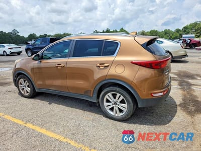 Drugie zdjęcie samochodu z przodu: 2017 KIA SPORTAGE LX VIN:KNDPM3AC2H7078974 - miniatura