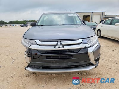 Piąte zdjęcie samochodu w środku: 2018 MITSUBISHI OUTLANDER ES VIN:JA4AD2A37JJ002668 - miniatura