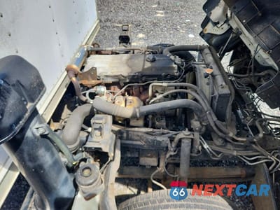 Zdjęcie 11 z 12 samochodu: 2005 ISUZU NPR BOX TRUCK VIN:JALB4B16357005623 - miniatura