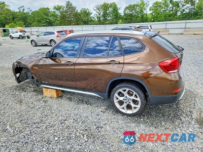 Drugie zdjęcie samochodu z przodu: 2015 BMW X1 SDRIVE28I VIN:WBAVM1C55FV318485 - miniatura