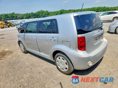 Drugie zdjęcie samochodu z przodu: 2010 TOYOTA SCION XB VIN:JTLZE4FE7A1101412 - miniatura