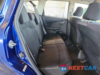 Zdjęcie 10 z 13 samochodu: 2011 HONDA FIT SPORT VIN:JHMGE8H55BC020744 - miniatura
