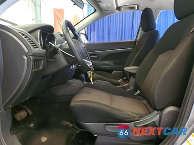 Zdjęcie 7 z 13 samochodu: 2019 MITSUBISHI RVR SE VIN:JA4AJ3AU6KU602122 - miniatura