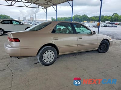 Trzecie zdjęcie samochodu z tyłu: 1998 TOYOTA CAMRY LE VIN:4T1BG22K0WU340602 - miniatura