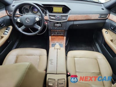 Zdjęcie 8 z 12 samochodu: 2012 MERCEDES-BENZ E 350 VIN:WDDHF5KB2CA555596 - miniatura