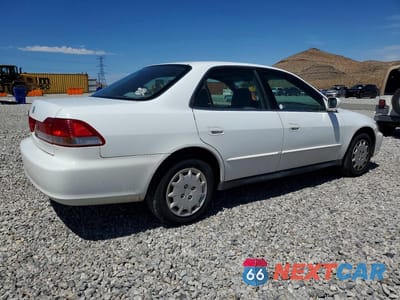 Trzecie zdjęcie samochodu z tyłu: 2001 HONDA ACCORD LX VIN:1HGCG56431A137625 - miniatura
