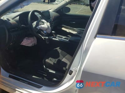 Zdjęcie 7 z 12 samochodu: 2025 NISSAN SENTRA SR VIN:3N1AB8DV3SY383365 - miniatura
