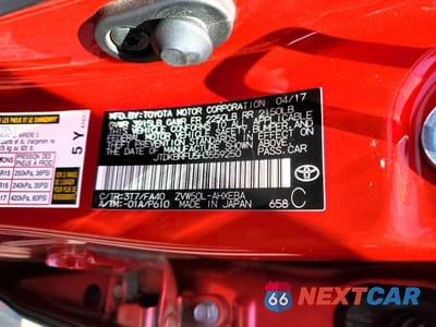 Zdjęcie 12 z 12 samochodu: 2017 TOYOTA PRIUS TWO VIN:JTDKBRFU5H3559250 - miniatura