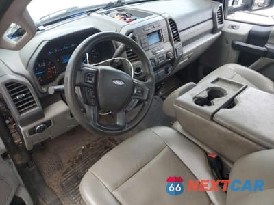 Zdjęcie 8 z 12 samochodu: 2020 FORD F350 SUPER DUTY VIN:1FDRF3G67LED98022 - miniatura