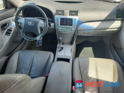 Zdjęcie 8 z 12 samochodu: 2009 TOYOTA CAMRY HYBRID BASE VIN:JTNBB46K393049803 - miniatura