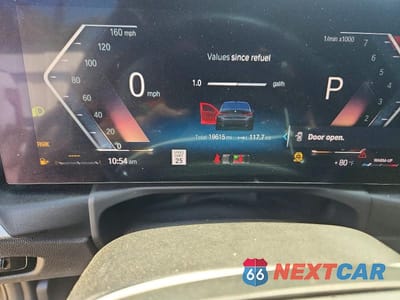 Zdjęcie 9 z 12 samochodu: 2023 BMW 330XI VIN:3MW89FF08P8D09733 - miniatura