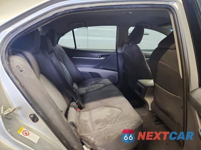 Zdjęcie 10 z 12 samochodu: 2018 TOYOTA CAMRY VIN:4T1B11HK2JU538447 - miniatura