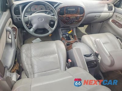 Zdjęcie 8 z 13 samochodu: 2002 TOYOTA SEQUOIA SR5 VIN:5TDBT44AX2S073211 - miniatura