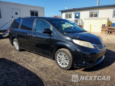 Czwarte zdjęcie samochodu z boku: 2011 TOYOTA SIENNA XLE 8-PASSENGER VIN:5TDYK3DC9BS061446 - miniatura