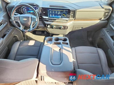 Zdjęcie 8 z 12 samochodu: 2023 CHEVROLET SILVERADO K1500 LT-L VIN:3GCPDKEK1PG255707 - miniatura