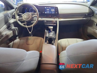 Zdjęcie 8 z 12 samochodu: 2023 HYUNDAI ELANTRA BLUE VIN:KMHLM4AJ8PU054774 - miniatura