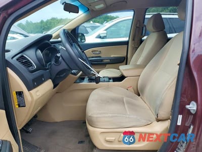 Zdjęcie 7 z 13 samochodu: 2015 KIA SEDONA LX VIN:KNDMB5C14F6019119 - miniatura