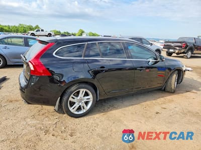 Trzecie zdjęcie samochodu z tyłu: 2015 VOLVO V60 PREMIER VIN:YV140MEKXF1267873 - miniatura