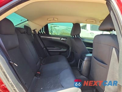 Zdjęcie 10 z 12 samochodu: 2020 CHRYSLER 300 TOURING VIN:2C3CCAAG0LH239459 - miniatura