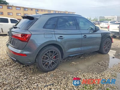 Trzecie zdjęcie samochodu z tyłu: 2024 AUDI SQ5 PRESTIGE VIN:WA1C4AFY0R2051014 - miniatura
