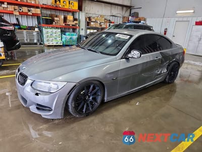2012 BMW 335 I SULEV WBAKG1C50CJ217139 - główne zdjęcie licytacji z USA - miniatura