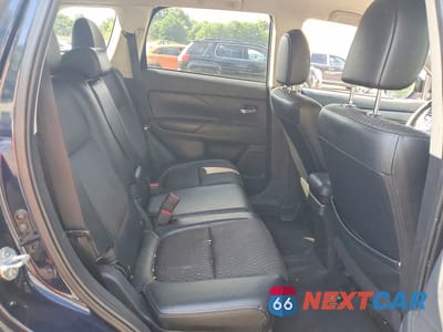 Zdjęcie 10 z 12 samochodu: 2015 MITSUBISHI OUTLANDER SE VIN:JA4AD3A31FZ013163 - miniatura