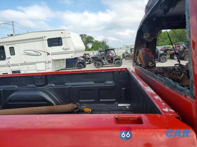 Zdjęcie 10 z 12 samochodu: 2004 GMC SIERRA K2500 HEAVY DUTY VIN:1GTHK24UX4E399613 - miniatura