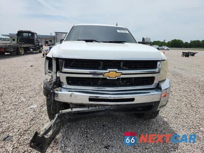 Piąte zdjęcie samochodu w środku: 2010 CHEVROLET SILVERADO K2500 HEAVY DUTY LTZ VIN:1GC4KYB69AF134399 - miniatura