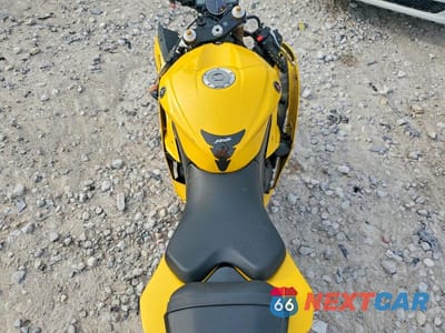 Zdjęcie 6 z 9 samochodu: 2008 YAMAHA YZFR6 VIN:JYARJ16E18A002337 - miniatura
