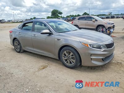 Czwarte zdjęcie samochodu z boku: 2016 KIA OPTIMA LX VIN:5XXGT4L16GG087302 - miniatura