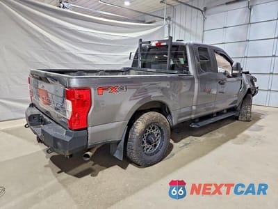 Trzecie zdjęcie samochodu z tyłu: 2022 FORD F250 SUPER DUTY VIN:1FT7X2BN4NED20463 - miniatura
