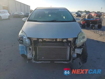 Piąte zdjęcie samochodu w środku: 2010 TOYOTA PRIUS II VIN:JTDKN3DU5A0100279 - miniatura