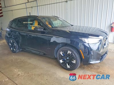 Czwarte zdjęcie samochodu z boku: 2025 BMW X3 M50 VIN:5UX73GP0XS9038059 - miniatura