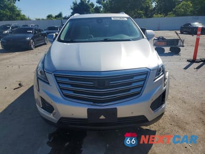 Piąte zdjęcie samochodu w środku: 2018 CADILLAC XT5 LUXURY VIN:1GYKNCRS7JZ117694 - miniatura