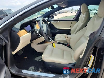 Zdjęcie 7 z 12 samochodu: 2020 TESLA MODEL S VIN:5YJSA1E22LF399943 - miniatura