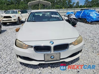Piąte zdjęcie samochodu w środku: 2013 BMW 328 I VIN:WBA3A5G55DNP18965 - miniatura