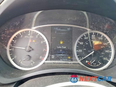 Zdjęcie 9 z 12 samochodu: 2018 NISSAN SENTRA SR VIN:3N1AB7AP8JY252267 - miniatura