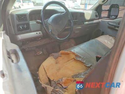 Zdjęcie 8 z 12 samochodu: 1999 FORD F350 SUPER DUTY VIN:1FDWF37SXXEE76766 - miniatura