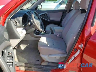 Zdjęcie 7 z 13 samochodu: 2006 TOYOTA RAV4 BASE VIN:JTMBK33V666005429 - miniatura