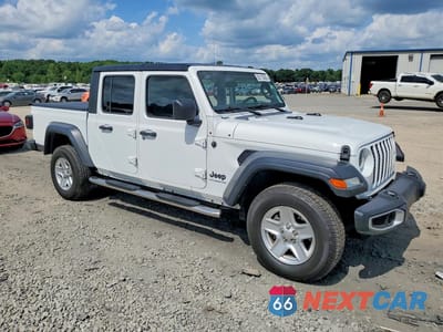 Czwarte zdjęcie samochodu z boku: 2023 JEEP GLADIATOR SPORT VIN:1C6HJTAG7PL523190 - miniatura
