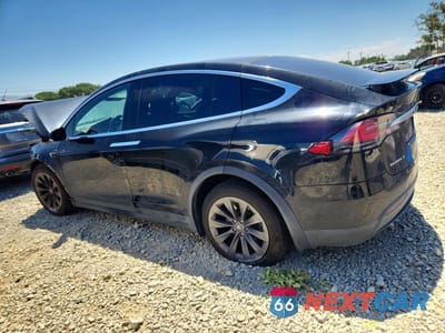 Drugie zdjęcie samochodu z przodu: 2018 TESLA MODEL X VIN:5YJXCBE23JF100107 - miniatura