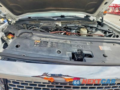 Zdjęcie 11 z 12 samochodu: 2015 GMC SIERRA K2500 DENALI VIN:1GT120E84FF586043 - miniatura