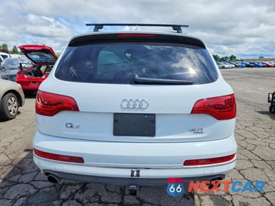 Zdjęcie 6 z 12 samochodu: 2015 AUDI Q7 PREMIUM PLUS VIN:WA1LGAFEXFD006241 - miniatura